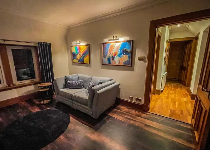 Cathedral Apartment